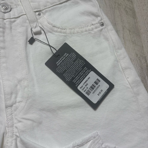 NWT Hudson Devon High Rise Distressed Denim Shorts Size 23 - Picture 3 of 5